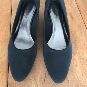 Circa Joan & David Black Suede “Wedge” Flats Size 10
